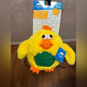 Brand New Animal Planet Sloth 8”   Chicken Pet Dog Toy with Squeaker .